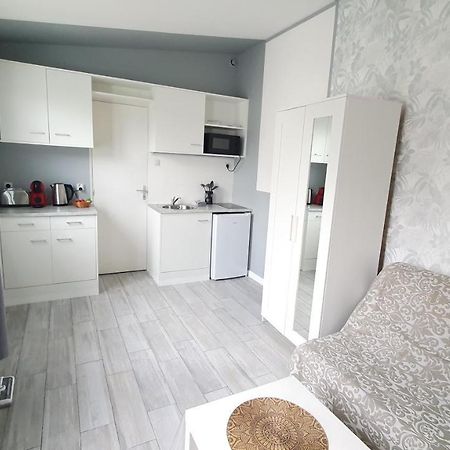 V16 Ideal Pro, Universite, E Valley ก็องเบร ภายนอก รูปภาพ